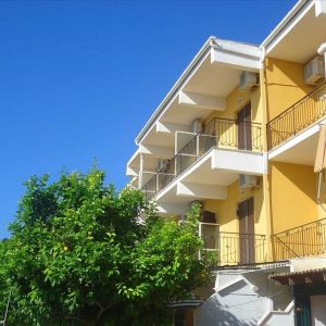 Meltemi Coast Suites