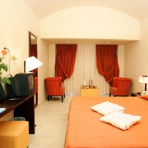 Hotel Olympian Bay