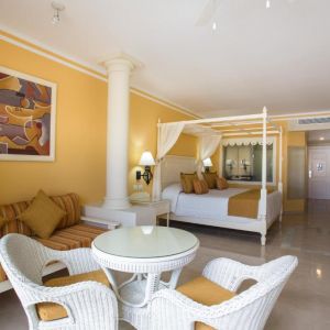 Hotel Bahia Principe Luxury Bouganville