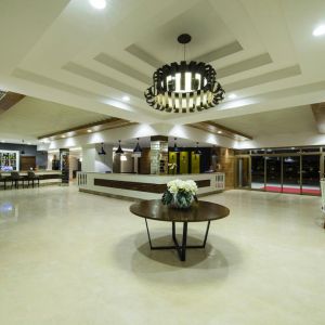 Hotel Grand Park Lara