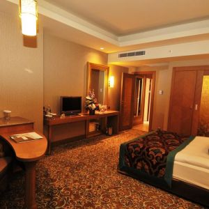 Hotel Royal Holiday Palace