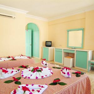 Hotel Bendis Beach