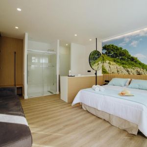 Alannia Salou