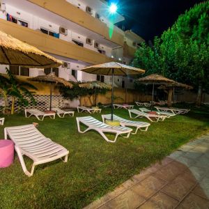 Hotel Achousa