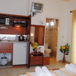 Hotel Pefkari Beach Studios