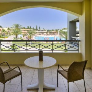 Hotel Kipriotis Maris and Suites