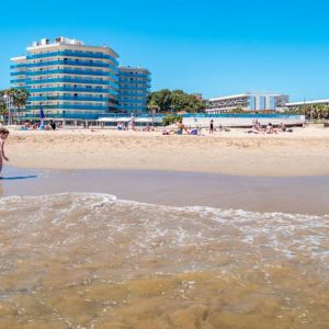 Hotel Golden Donaire Beach