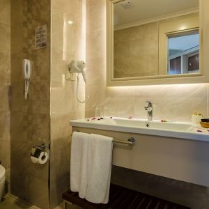 The Lumos Deluxe Resort Hotel and Spa
