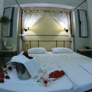 Hotel Golden Bay Apartments