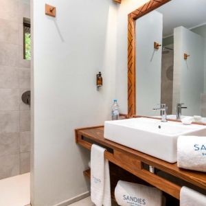 Hotel Sandies Baobab Beach