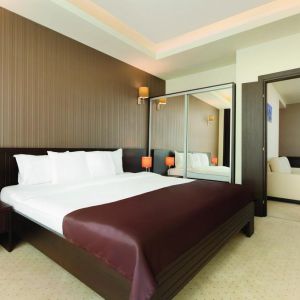 Ramada By Wyndham