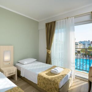 Hotel White Liliyum