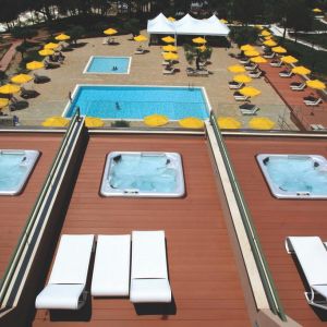 Hotel Royal Paradise Beach Resort and Spa