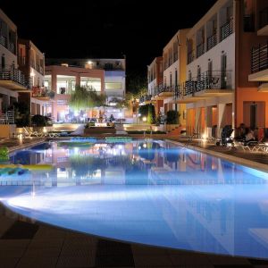 Sunrise Village Aparthotel