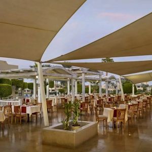 Hotel Coral Sea Holiday Resort