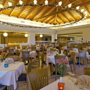 Hotel Pilot Beach Resort and Spa