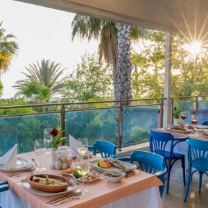 Hotel Holiday Park