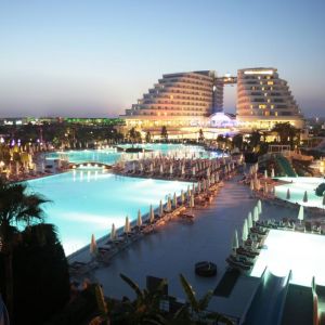 Hotel Miracle Resort