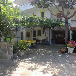 Zafiria Apartments