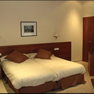 Hotel Somriu Oros