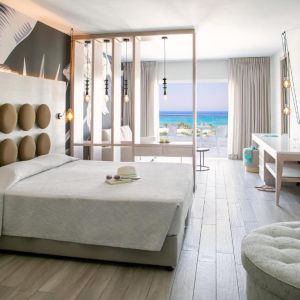 Vangelis Hotel and Suites