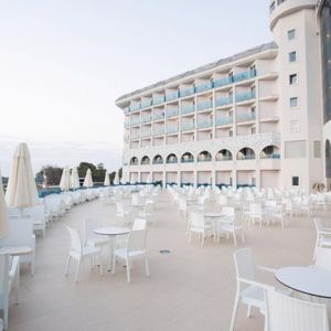 Hotel Water Side Resort and Spa