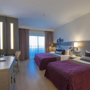 Hotel Kirman Belazur Resort and Spa