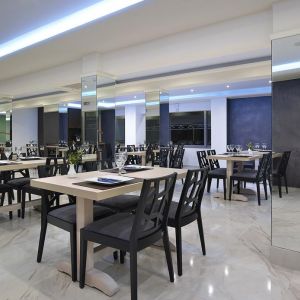 Hotel Mistral Bay