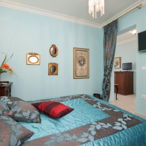 Hotel Enavlion