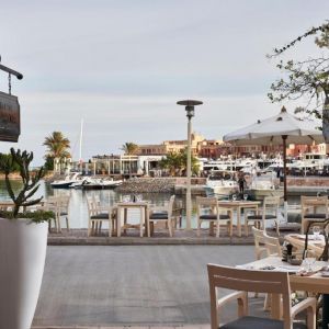 Captains Inn Hotel