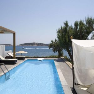 Minos Beach Art Hotel