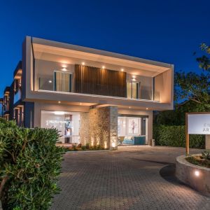 Enorme Armonia Beach (Adults Only)