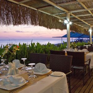 Hotel Crystal Admiral Resort Suites and SPA