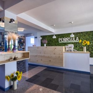 Pensiunea Peninsula Resort