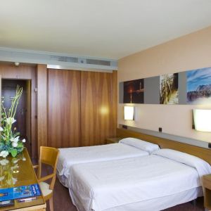 Hotel Gran Bali sau similar