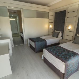Hotel Linda Resort