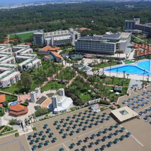 Hotel Adora Golf Resort
