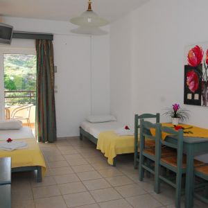 Elpis Studio Apartments
