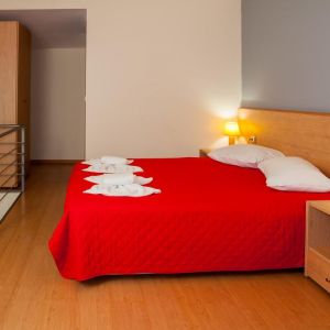 Sunrise Village Aparthotel