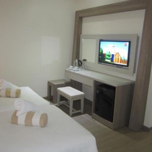 Melpo Antia Hotel and Suites