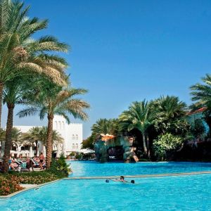 Hotel Baron Palms Resort