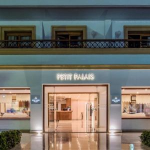 Hotel Mitsis Petit Palais Beach