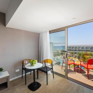 Hotel Faros