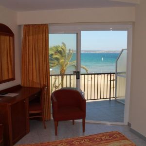 Hotel Las Arenas