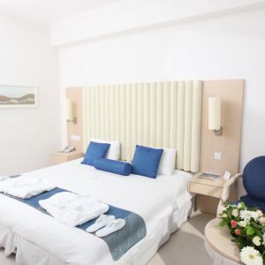 Hotel Vrissiana Beach