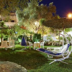 Hotel Hanioti Grand Victoria