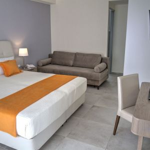 Faedra Beach Hotel