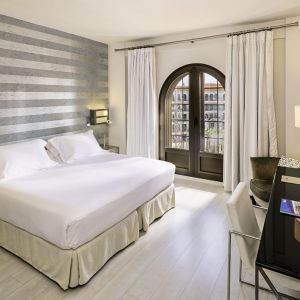 H10 Andalucia Plaza (Adults Only)