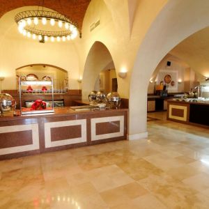 Jaz Makadina Resort