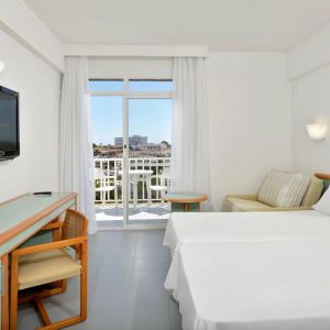 Hotel AluaSun Cala Antena